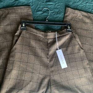 Gilli Plaid wide leg Pants brown black size Small new NWT fall boutique cropped